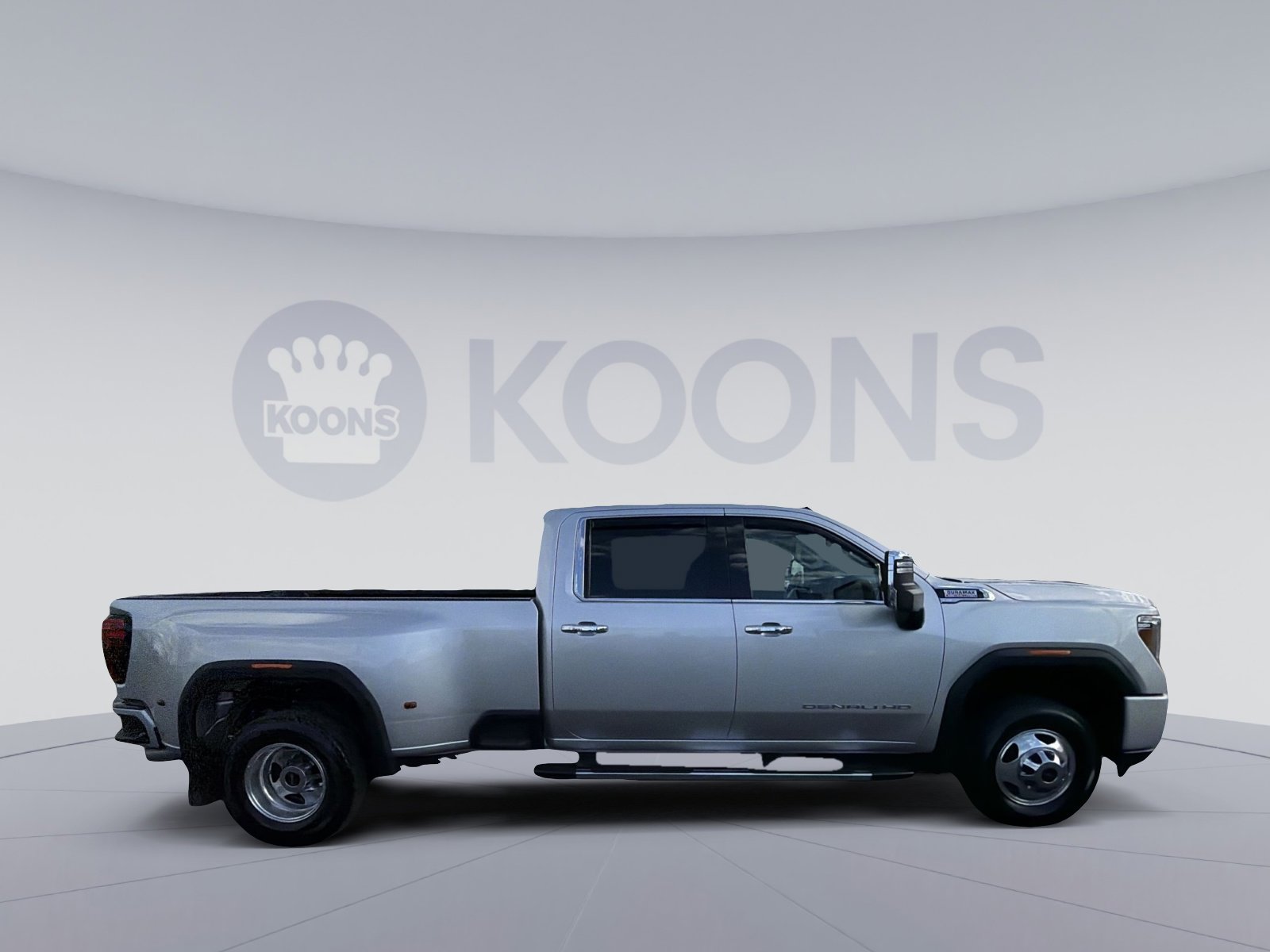 Used 2023 GMC Sierra 3500 Denali image 8