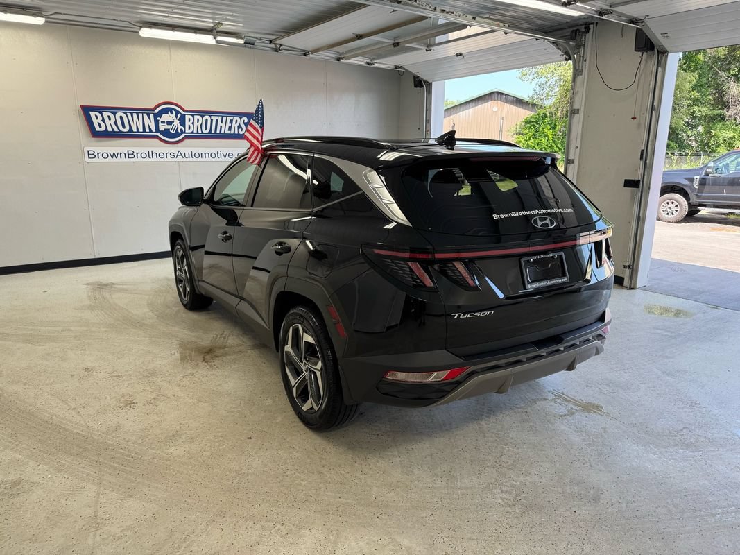 Used 2023 Hyundai Tucson Limited w/ Cargo Package AWD/4WD image 4