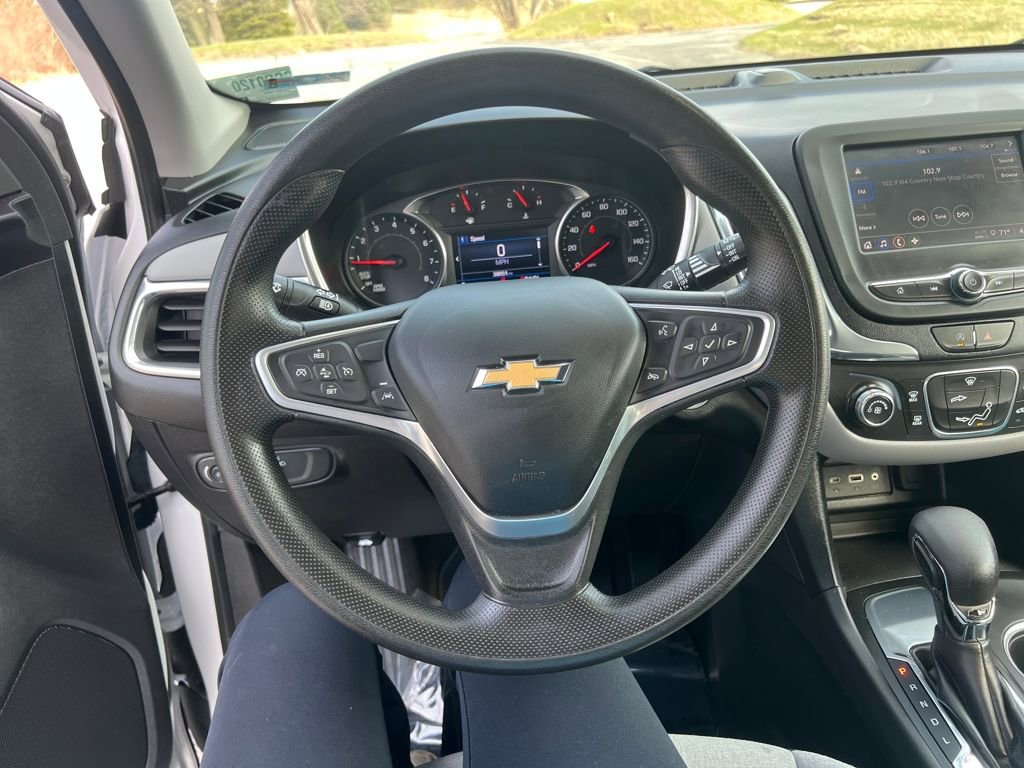 Used 2023 Chevrolet Equinox LS w/ LS Convenience Package image 19