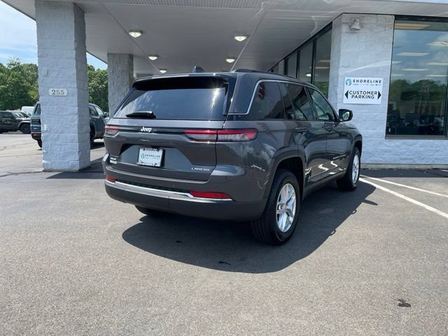 Used 2025 Jeep Grand Cherokee Laredo X AWD/4WD image 5