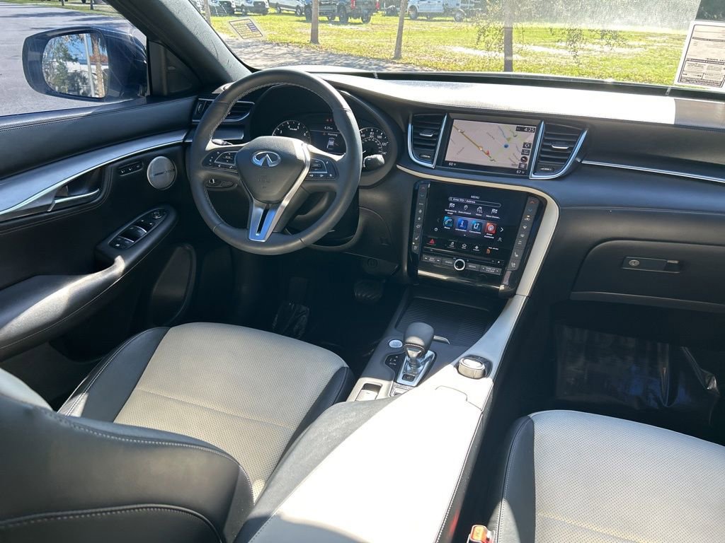 Used 2022 INFINITI QX55 Essential w/ Proassist Package image 9