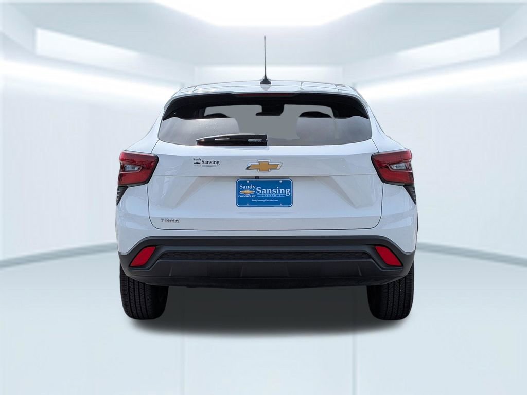 Used 2024 Chevrolet Trax LS FWD image 5