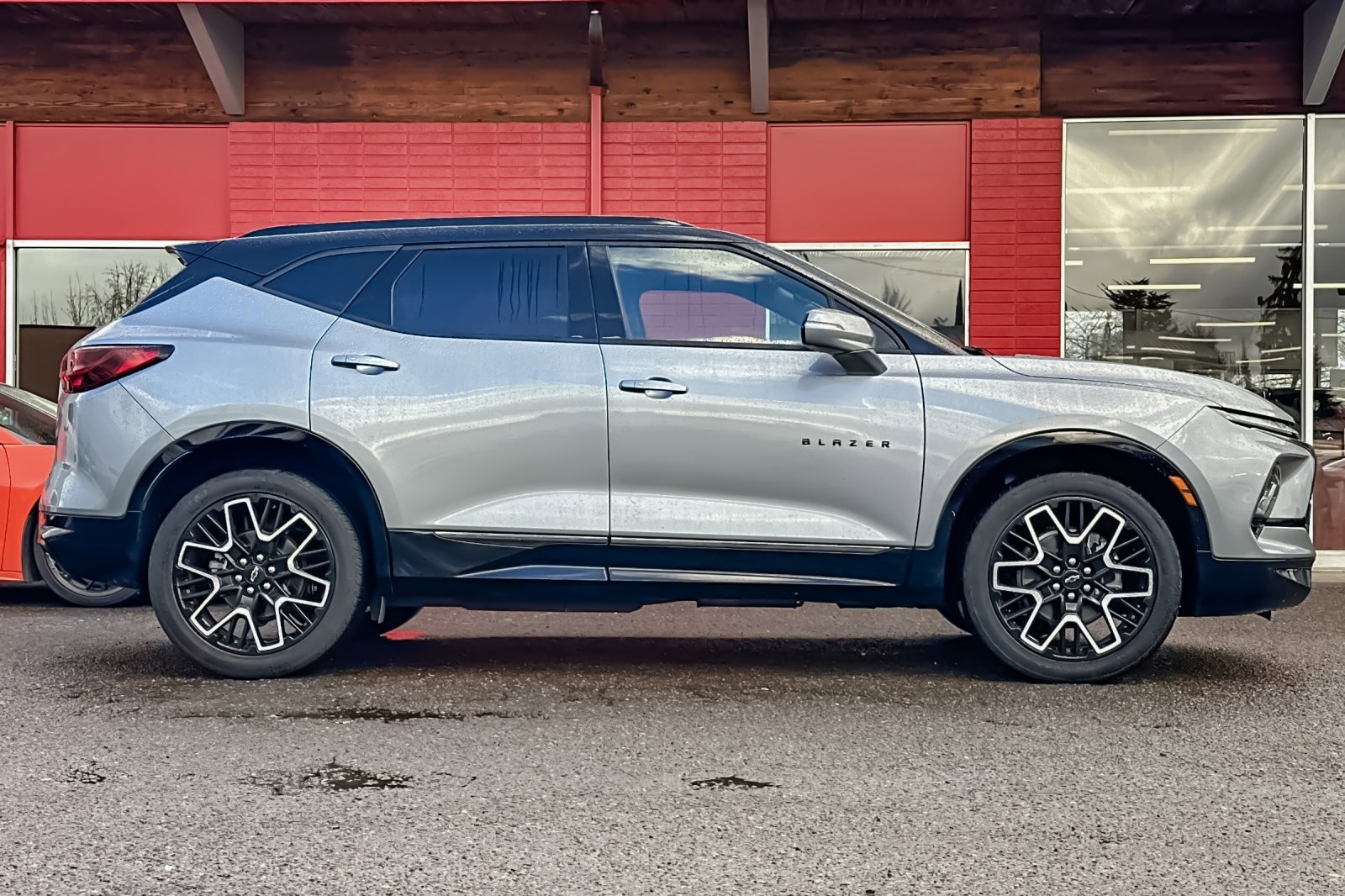 Used 2023 Chevrolet Blazer RS image 3