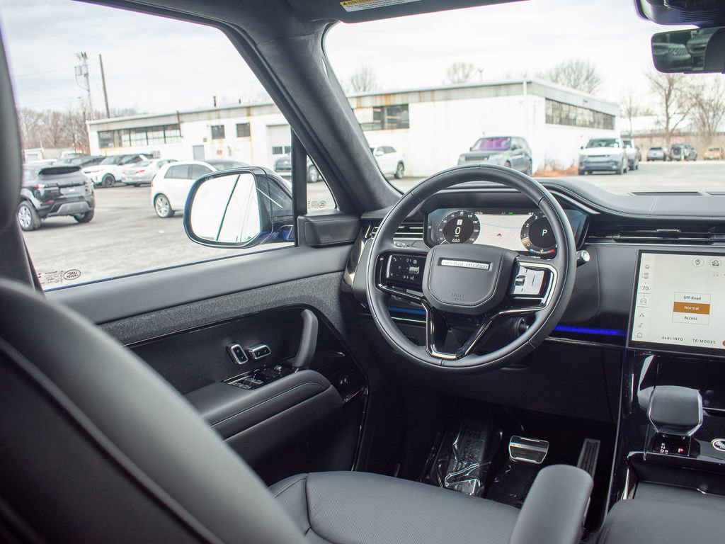 Certified 2025 Land Rover Range Rover Sport Autobiography AWD/4WD image 19
