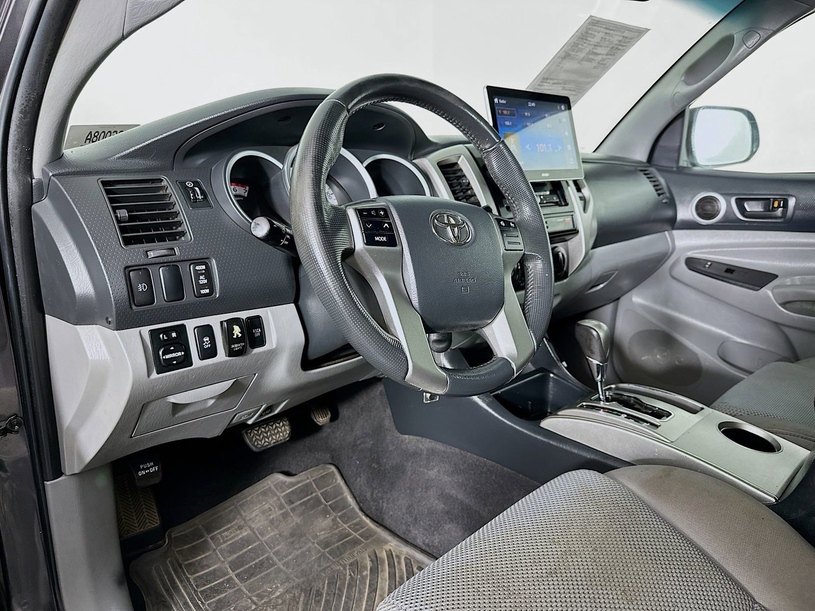 Used 2013 Toyota Tacoma 4x4 Double Cab w/ TRD Sport Pkg image 9