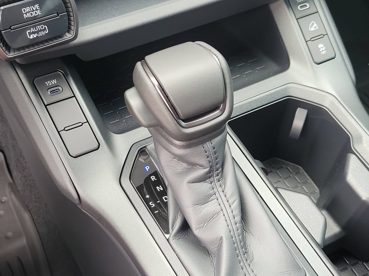 New 2026 Toyota RAV4 SE AWD/4WD image 28