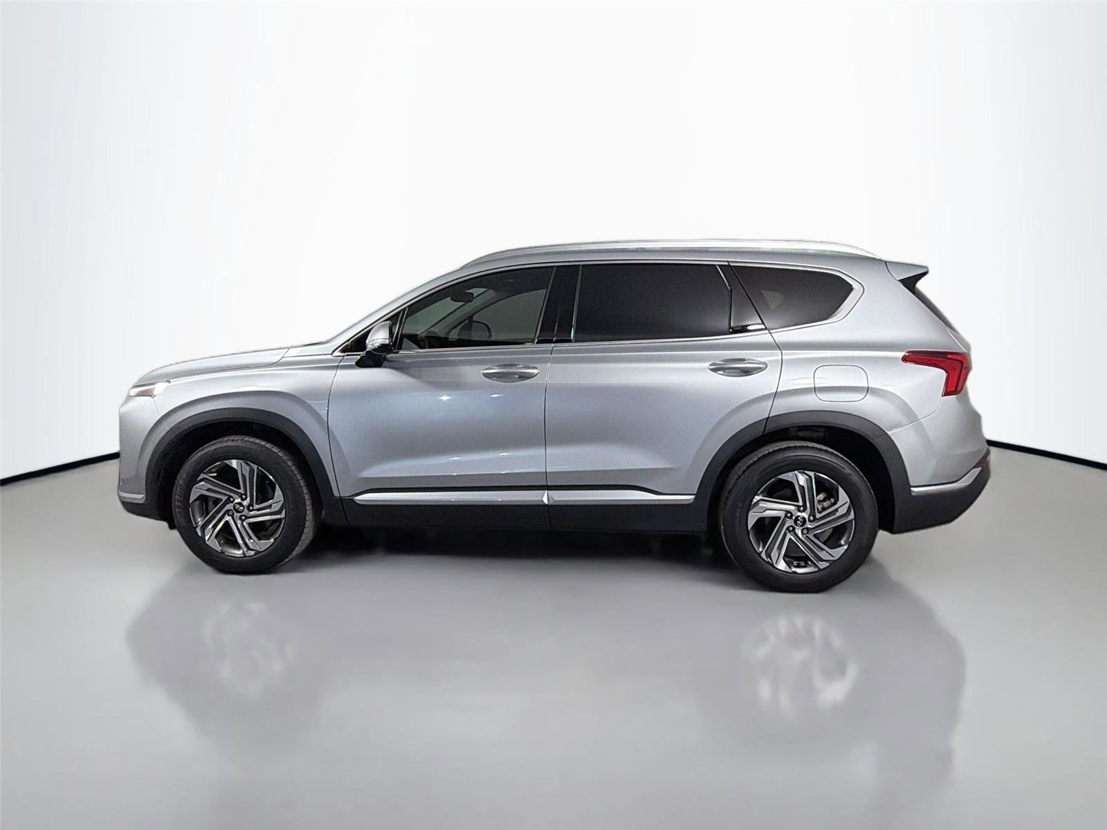 Used 2022 Hyundai Santa Fe SEL w/ Convenience + Premium Package FWD image 8