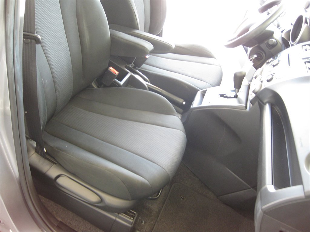 Used 2015 MAZDA MAZDA5 Sport FWD image 30
