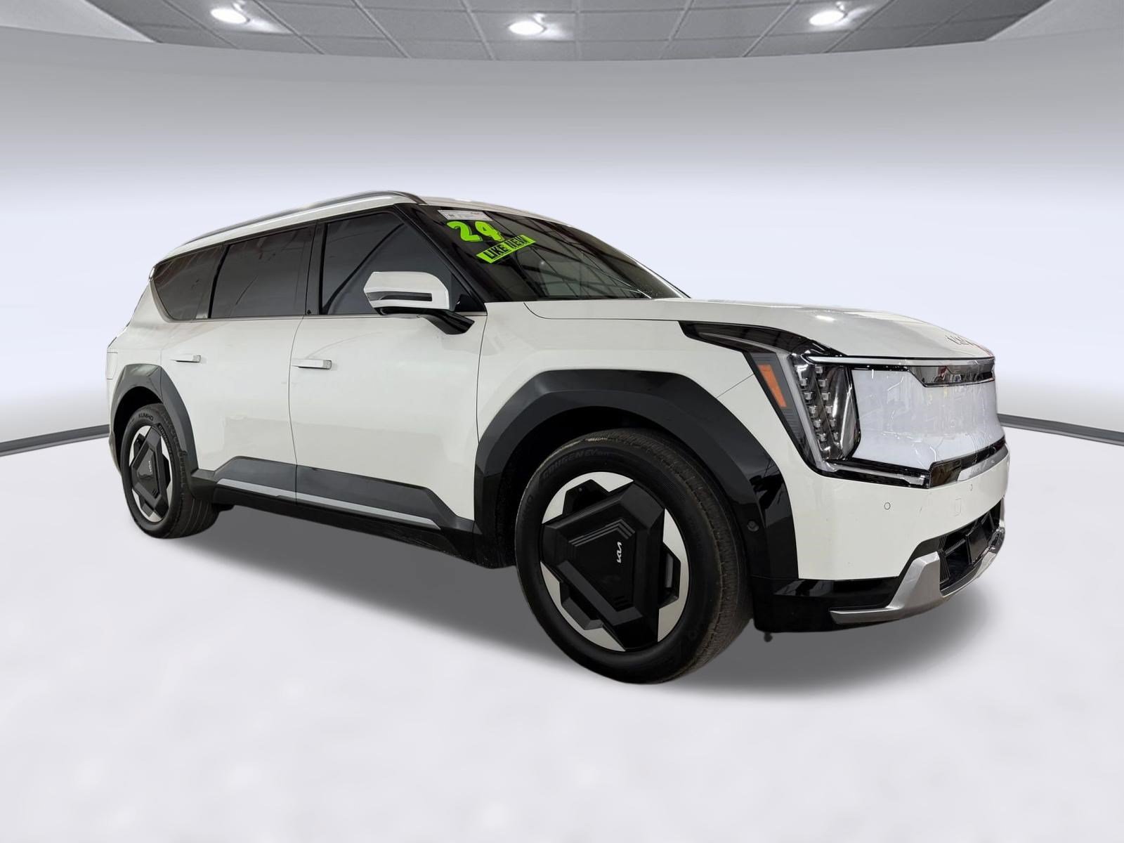 Used 2024 Kia EV9 Land AWD/4WD image 7