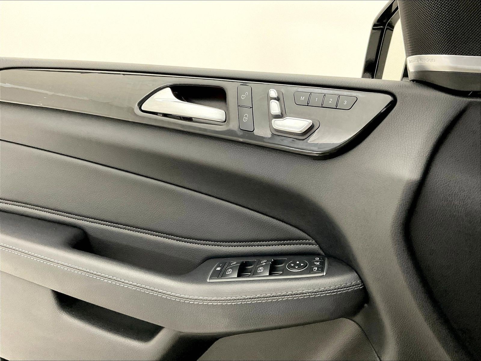 Used 2017 Mercedes-Benz GLE 350 4MATIC image 40