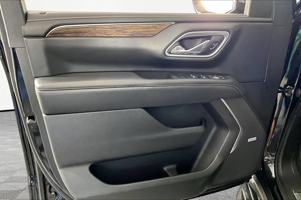 Certified 2021 Chevrolet Tahoe Premier w/ Premium Package AWD/4WD image 19