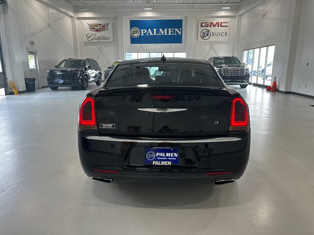 Used 2015 Chrysler 300 Limited w/ 300 Premium Group AWD/4WD image 6