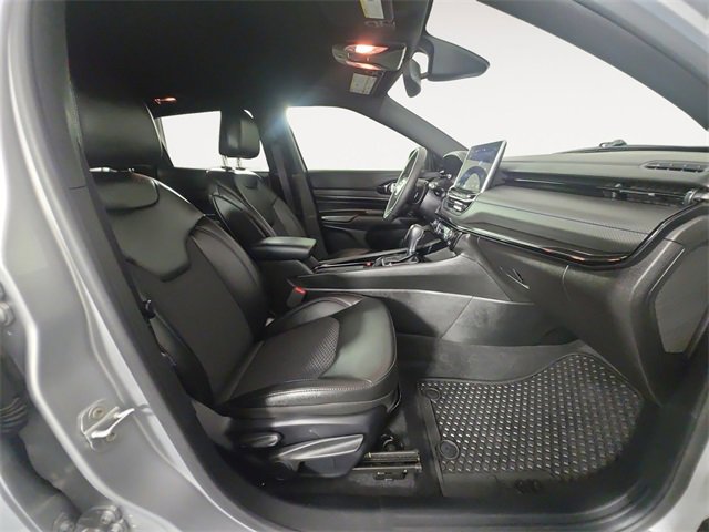 Used 2025 Jeep Compass Latitude w/ Convenience Group image 15