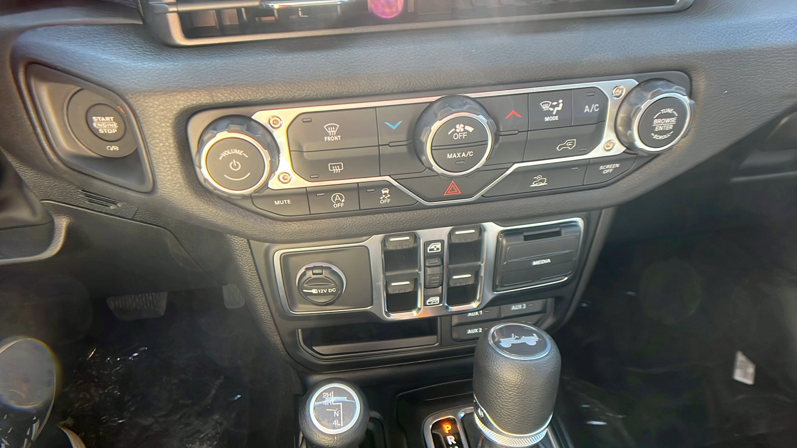 New 2026 Jeep Wrangler Sport AWD/4WD image 28