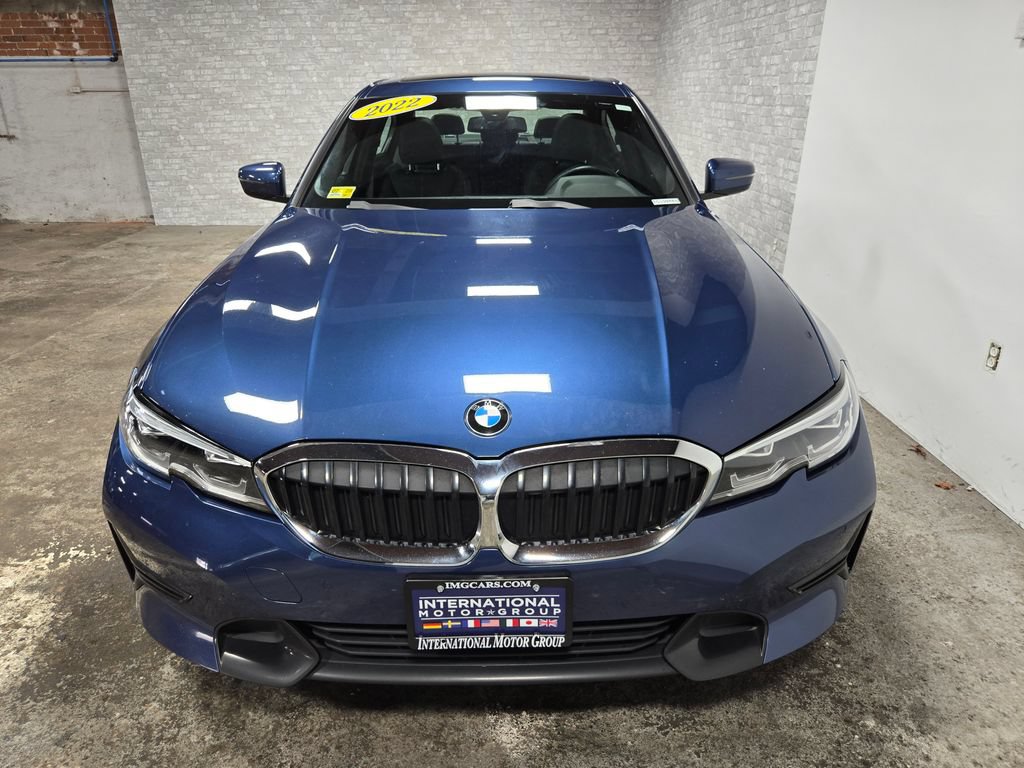 Used 2022 BMW 330i xDrive Sedan w/ Driving Assistance Package AWD/4WD image 61