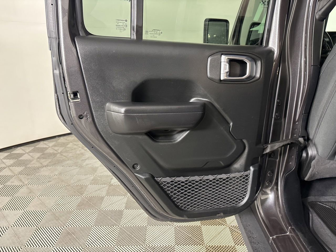 Used 2021 Jeep Wrangler Unlimited Sport image 19