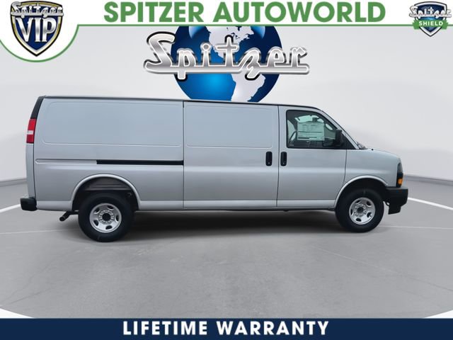 New 2026 GMC Savana 2500 Extended w/ Driver Convenience Package RWD image 10