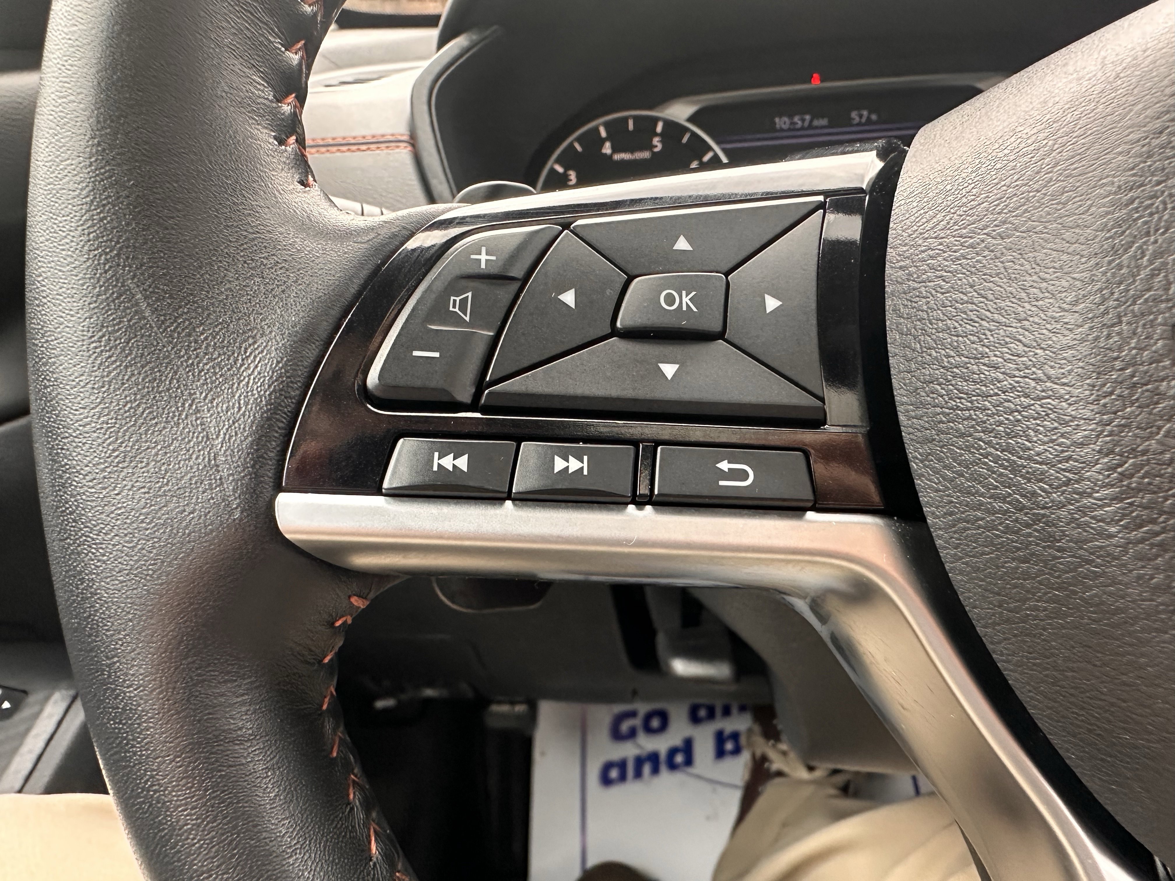 Used 2020 Nissan Altima 2.5 SR w/ Premium Package image 9