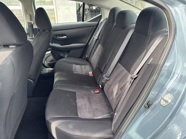 Used 2025 Nissan Sentra SR FWD image 17