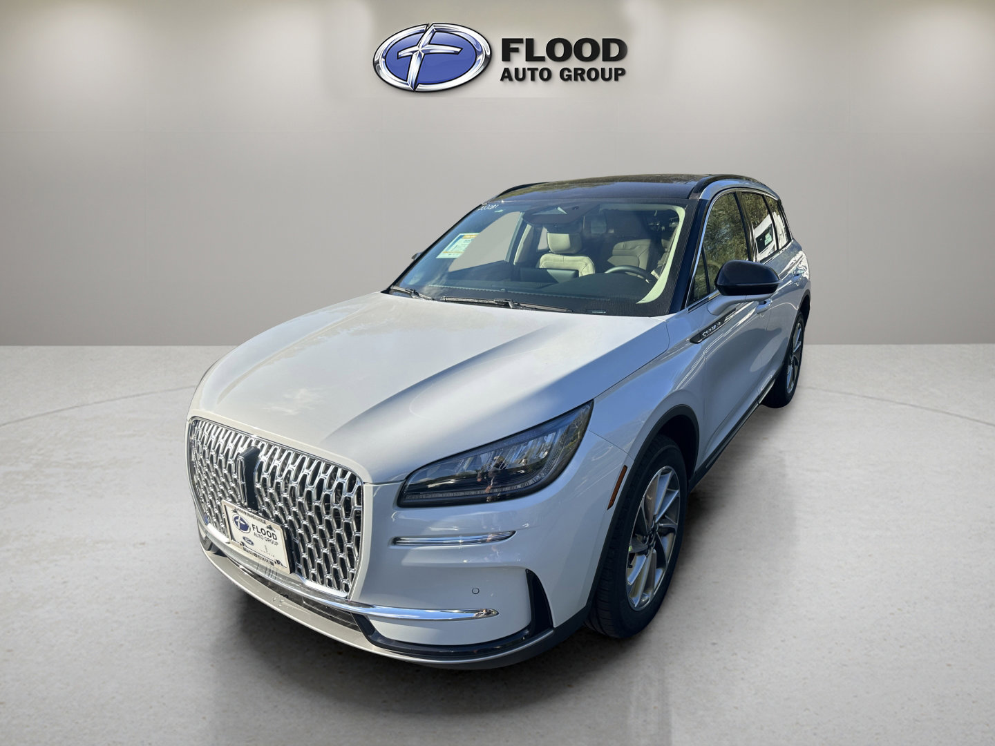 New 2026 Lincoln Corsair Premiere image 3