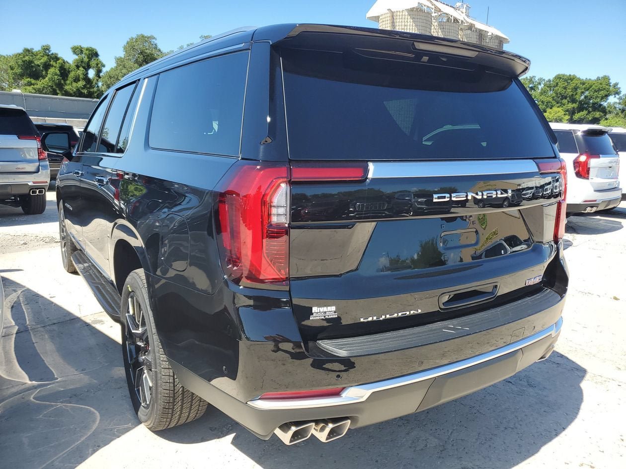 New 2026 GMC Yukon XL Denali RWD image 4