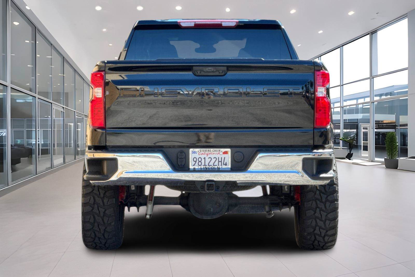 Used 2024 Chevrolet Silverado 1500 LT w/ Protection Package AWD/4WD image 5