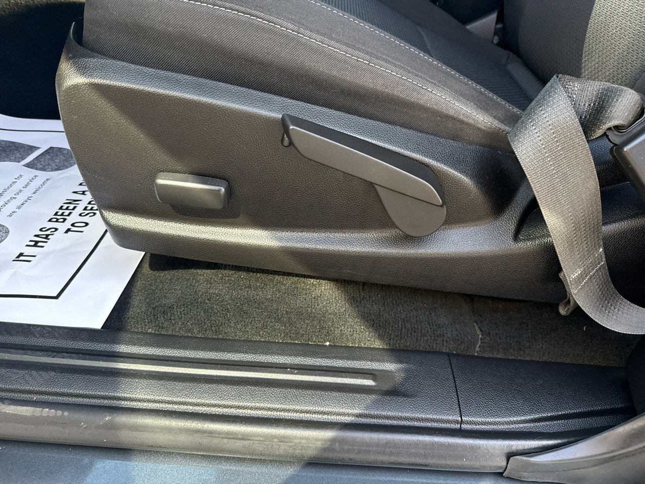 Used 2016 Chevrolet Colorado LT w/ LT Convenience Package image 10