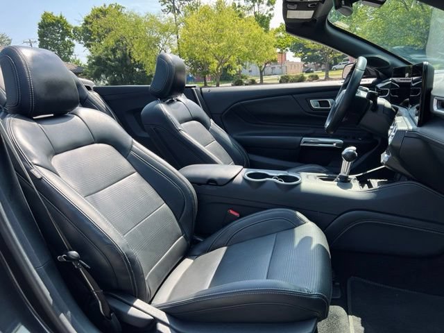 Used 2024 Ford Mustang Premium RWD image 31