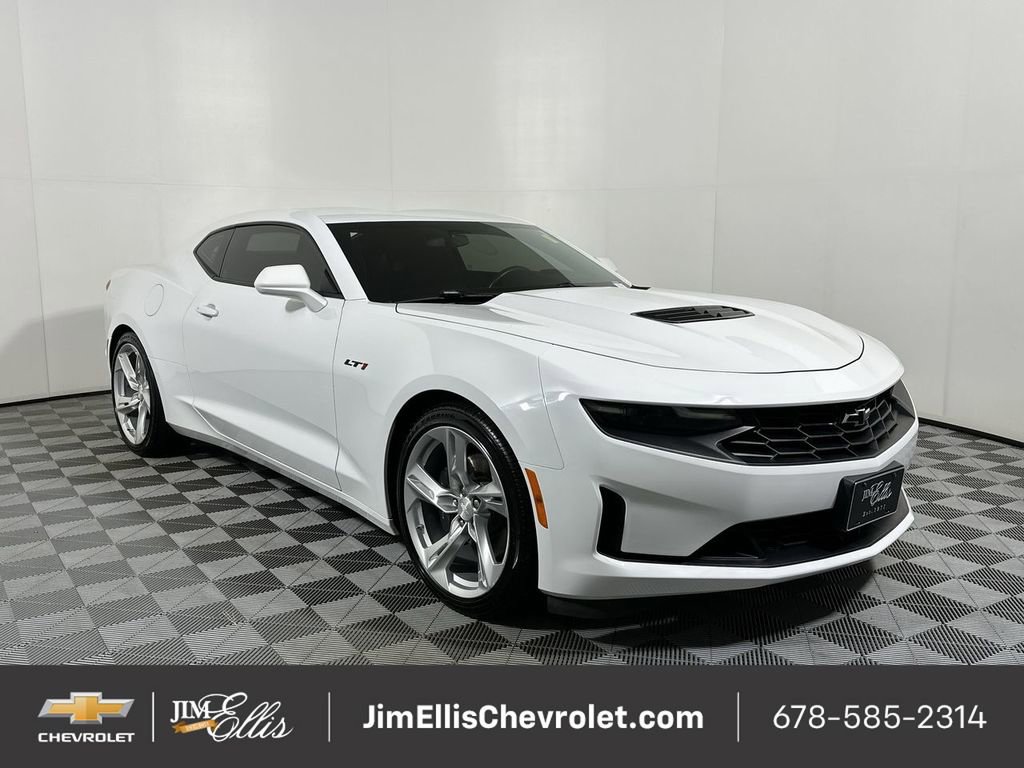 Certified 2021 Chevrolet Camaro LT image 1
