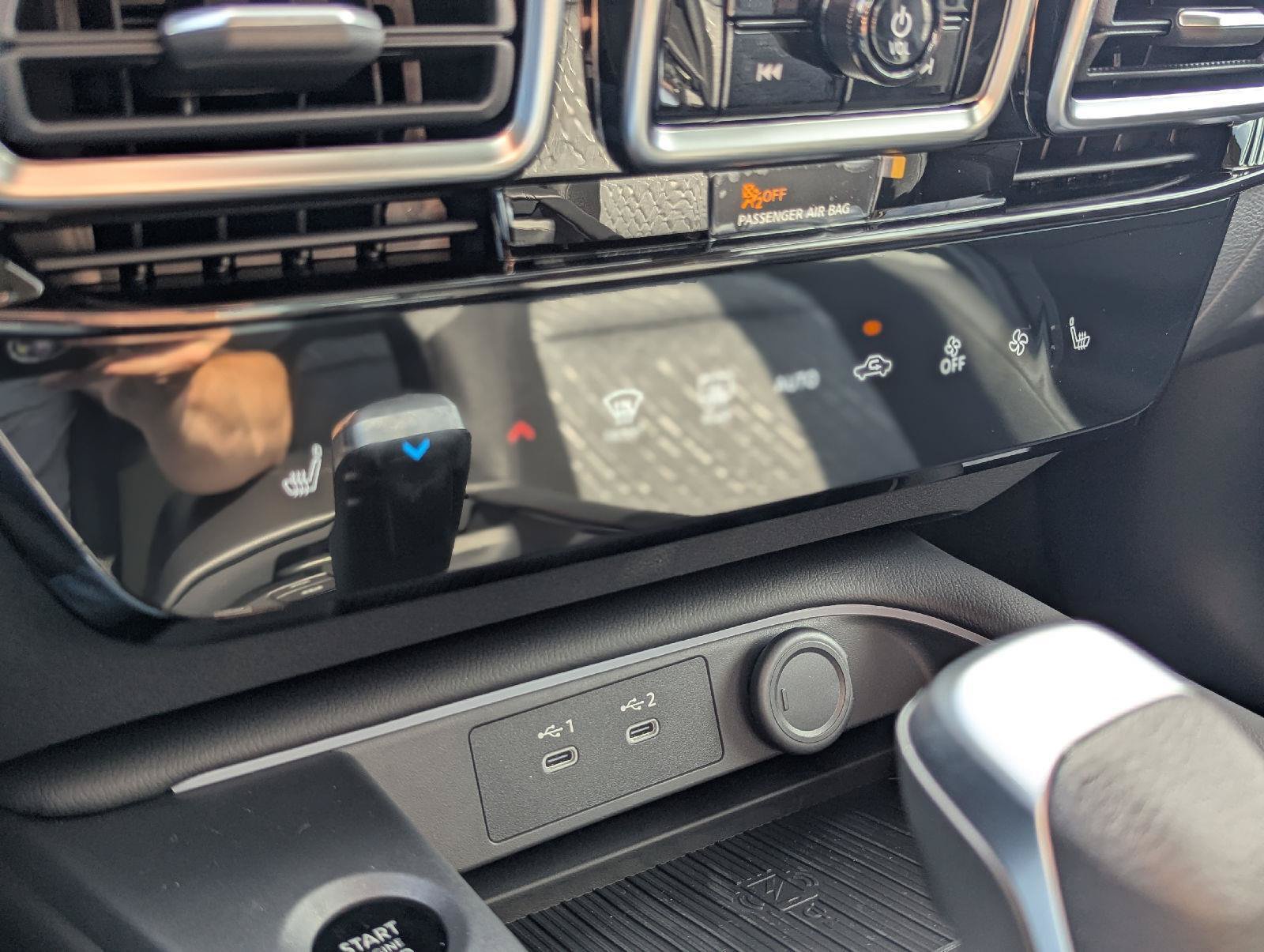 New 2026 Nissan Sentra SV w/ SV Convenience Package FWD image 25