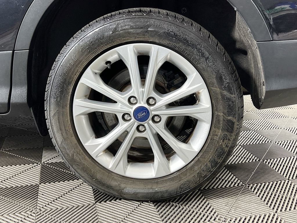 Certified 2019 Ford Escape SE AWD/4WD image 35