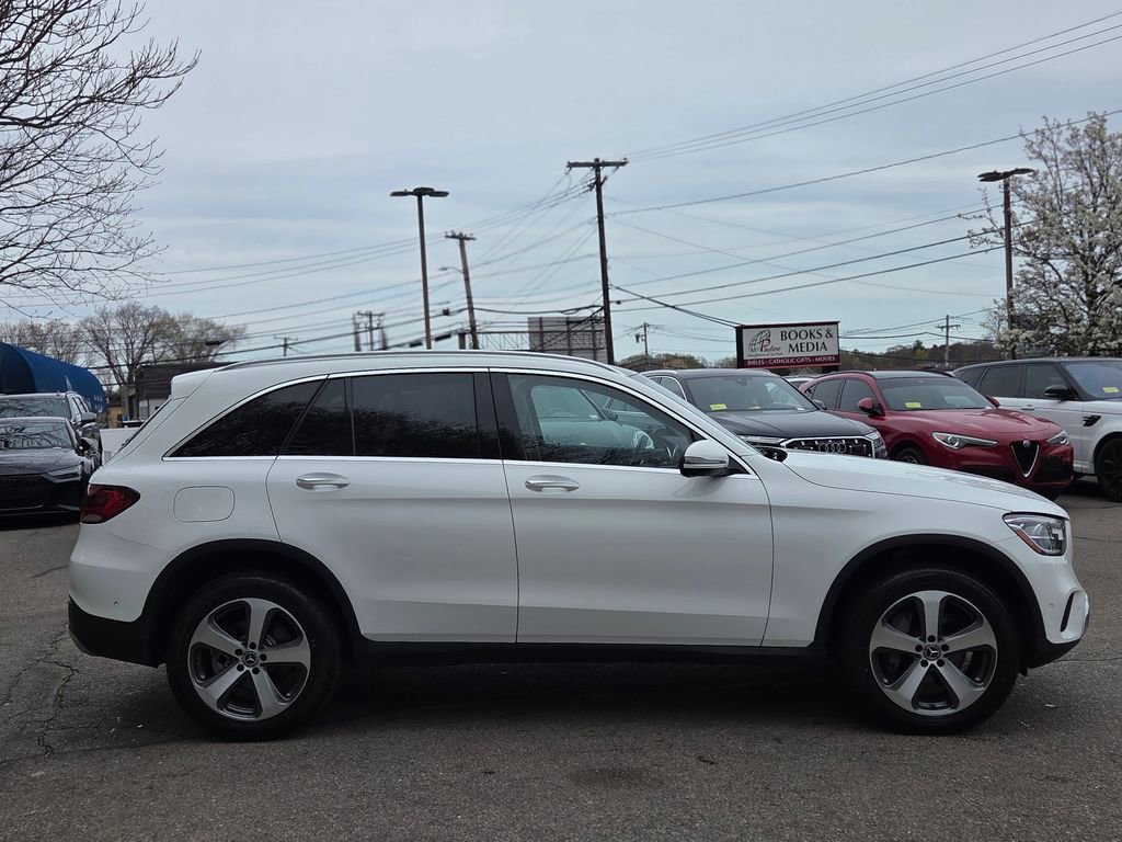 Used 2022 Mercedes-Benz GLC 300 4MATIC w/ Premium Package Lite image 7