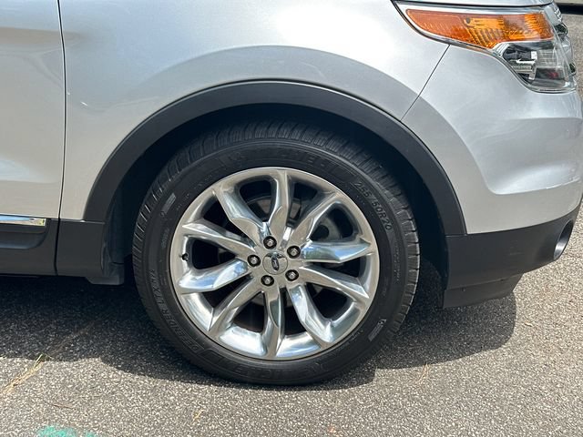 Used 2011 Ford Explorer Limited w/ 301A Rapid Spec Order Code FWD image 14
