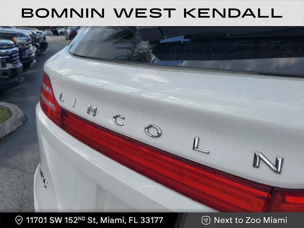 Used 2017 Lincoln MKC Reserve image 11