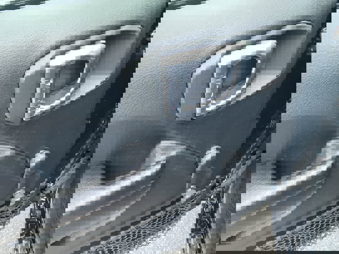 Used 2020 Jeep Wrangler Sport image 13