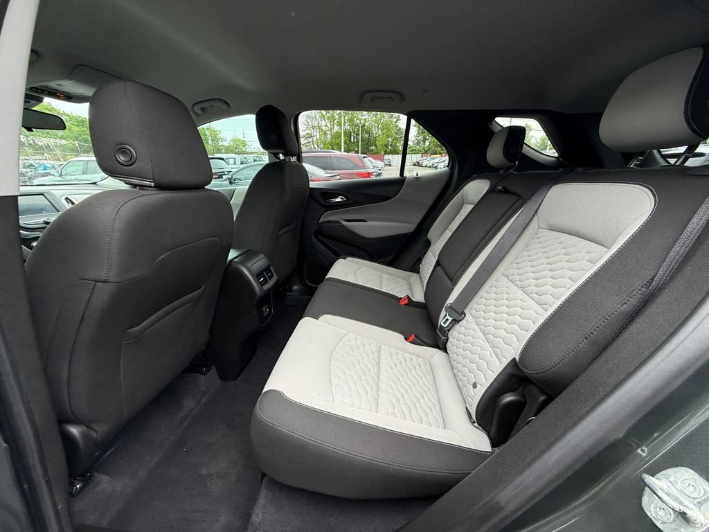 Used 2020 Chevrolet Equinox LS w/ LS Convenience Package FWD image 18