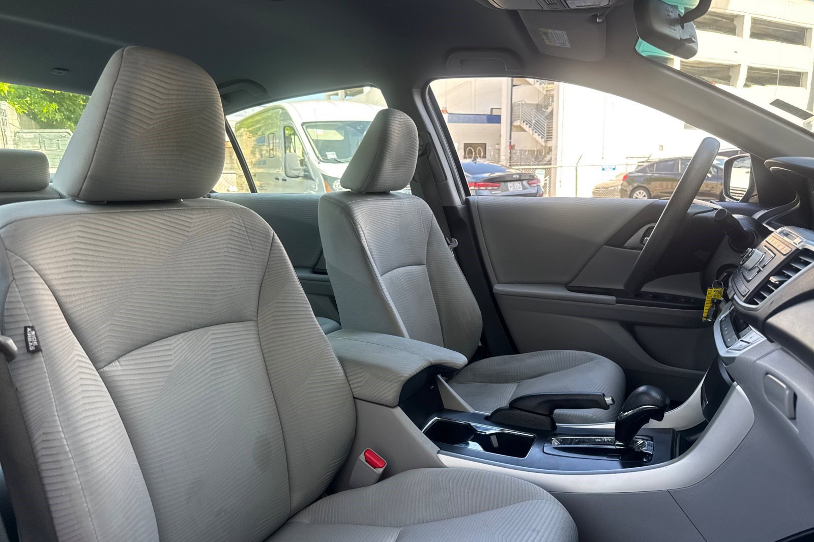 Used 2014 Honda Accord LX image 30