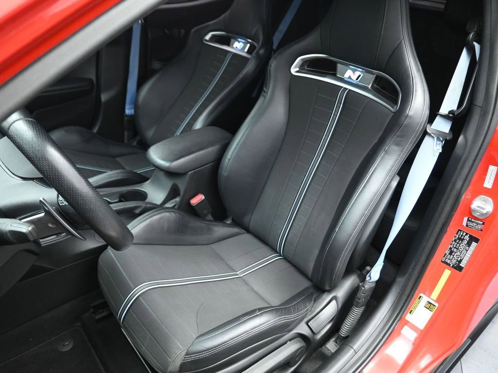 Used 2022 Hyundai Veloster N image 10
