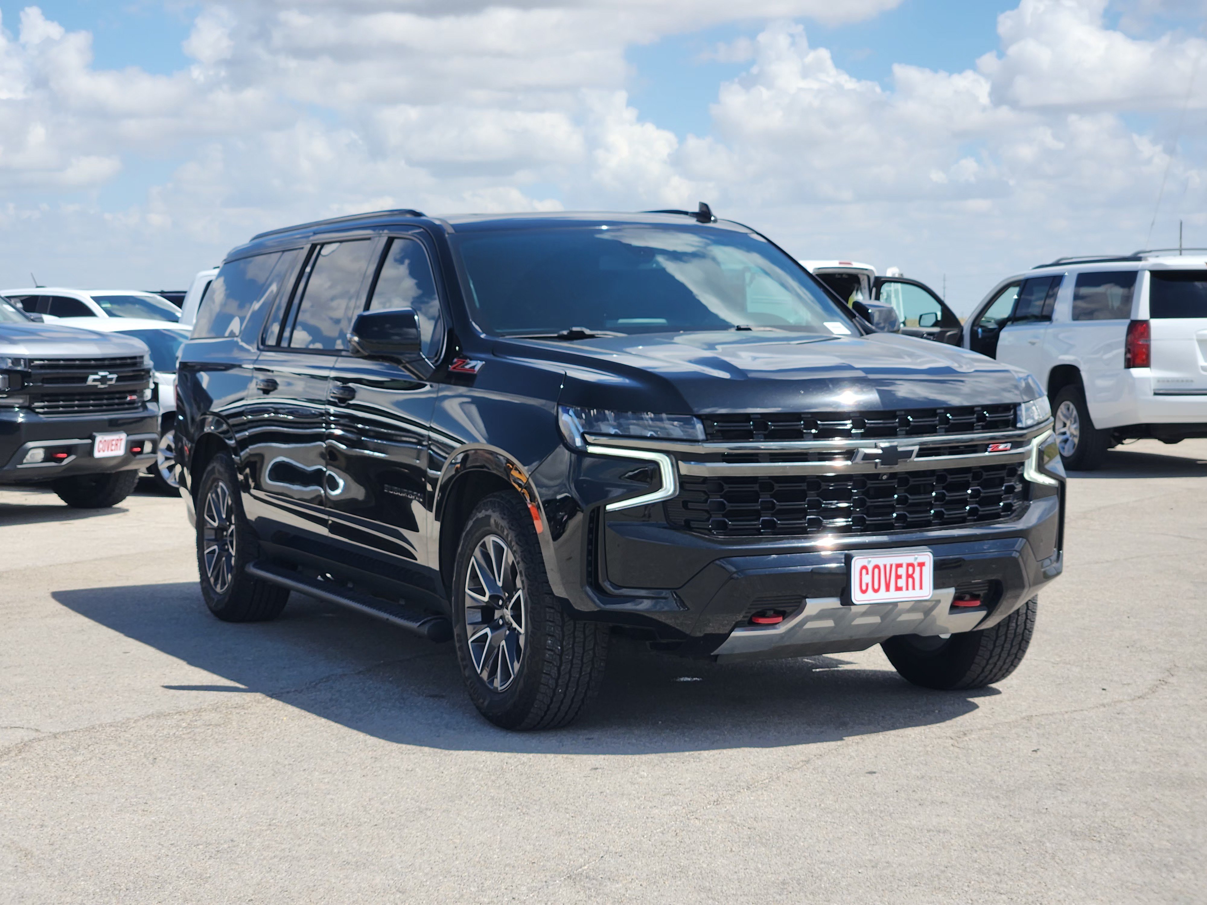 Used 2021 Chevrolet Suburban Z71 w/ Z71 Off-Road Package AWD/4WD image 3