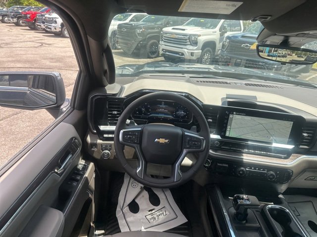New 2025 Chevrolet Silverado 1500 LTZ w/ Technology Package image 27