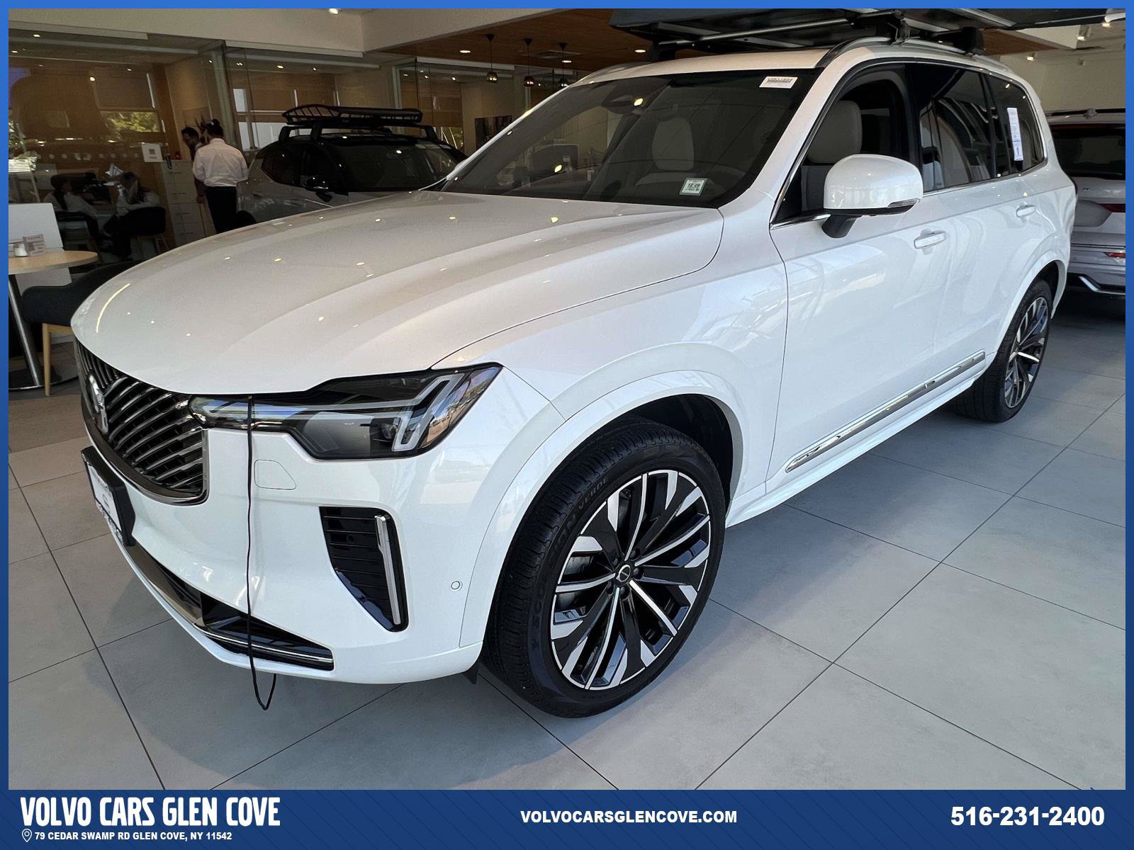 Used 2026 Volvo XC90 B6 Plus w/ Protection Package Premier AWD/4WD image 2