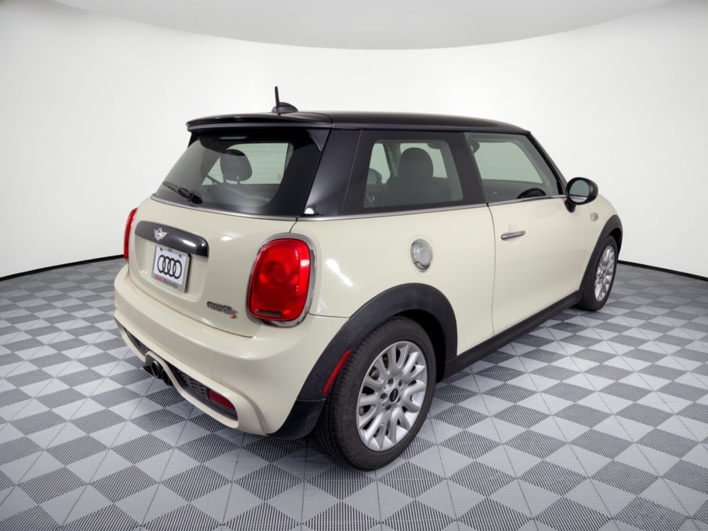 Used 2014 MINI Cooper S FWD image 9