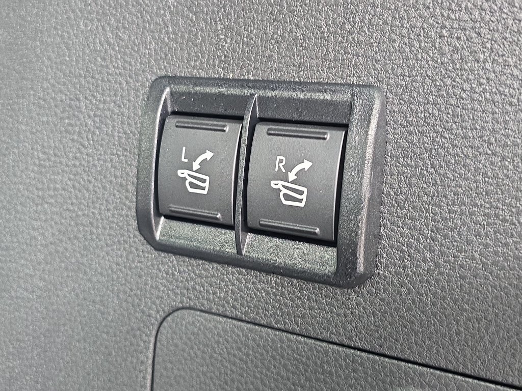 New 2026 Toyota Sequoia Platinum AWD/4WD image 10