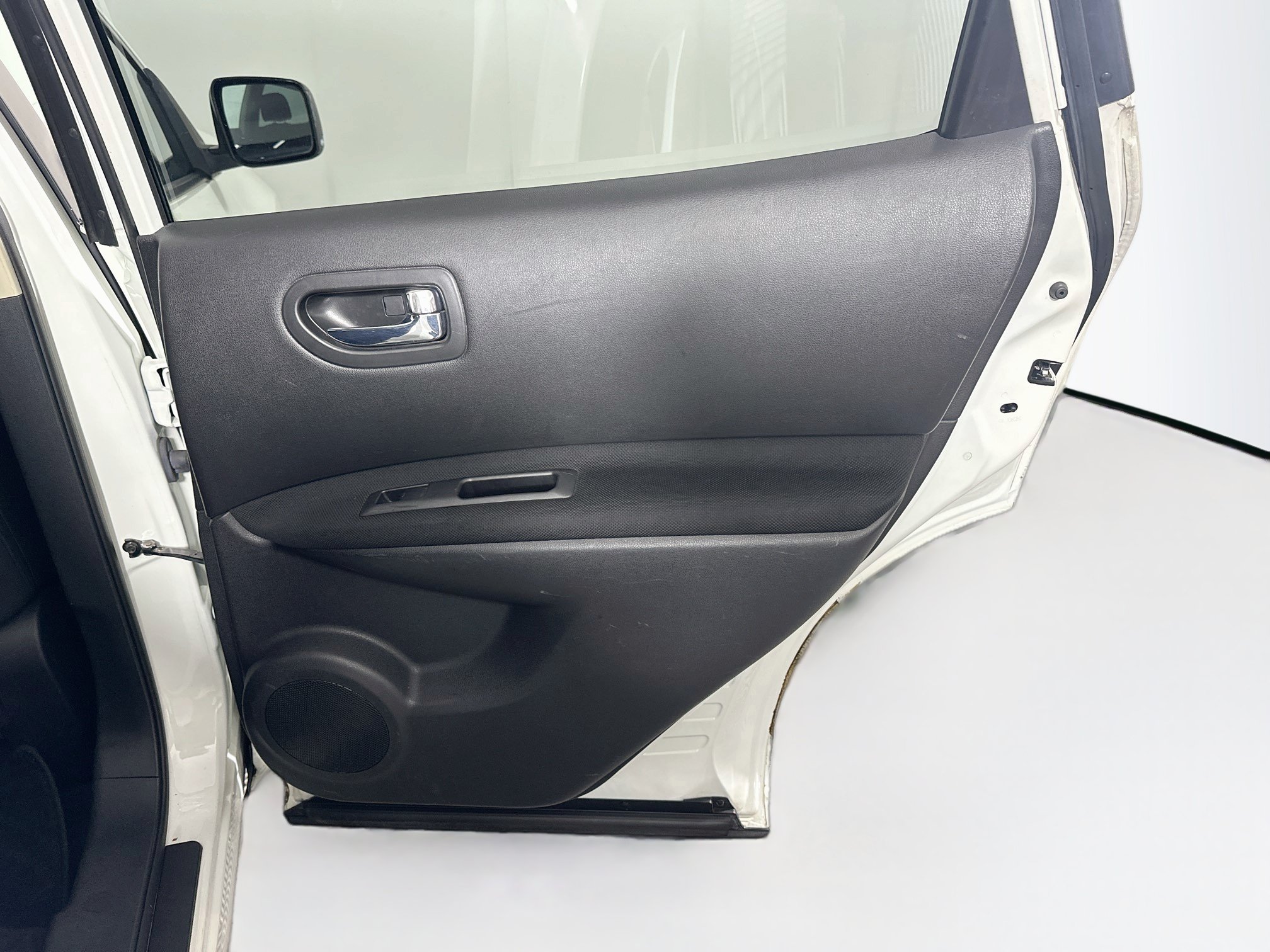 Used 2012 Nissan Rogue S w/ Special Edition Pkg FWD image 27