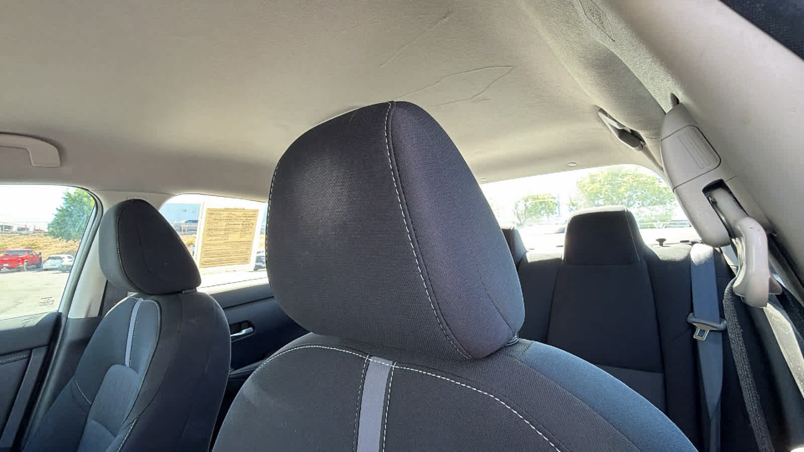 Used 2022 Nissan Sentra SV FWD image 11