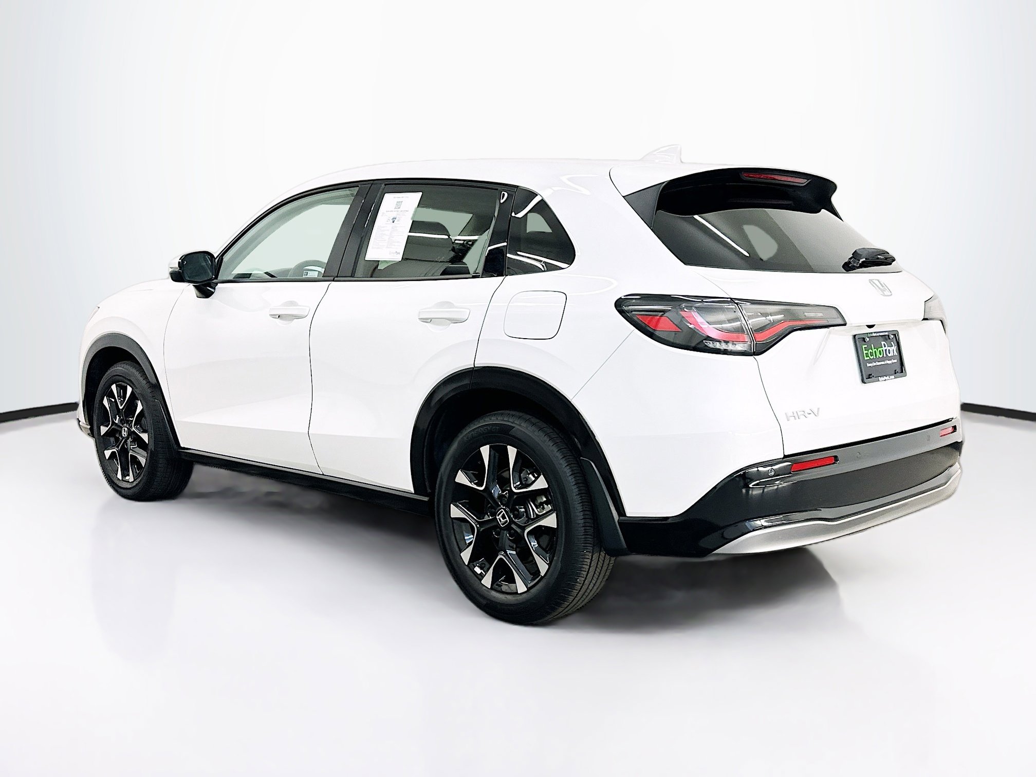 Used 2026 Honda HR-V EX-L image 5