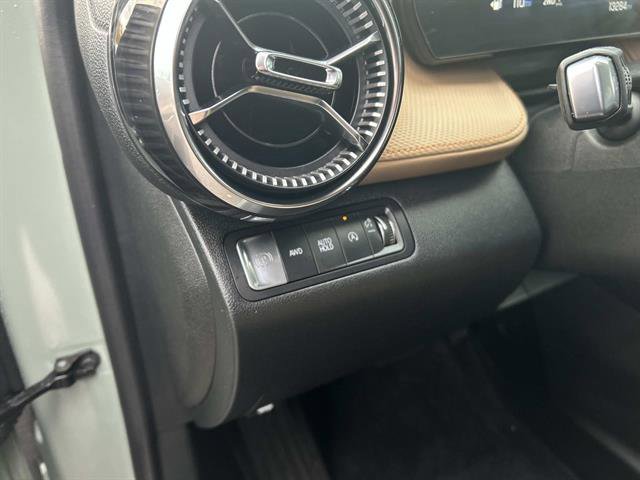 Used 2025 Chevrolet Equinox ACTIV w/ Safety and Technology Package image 22