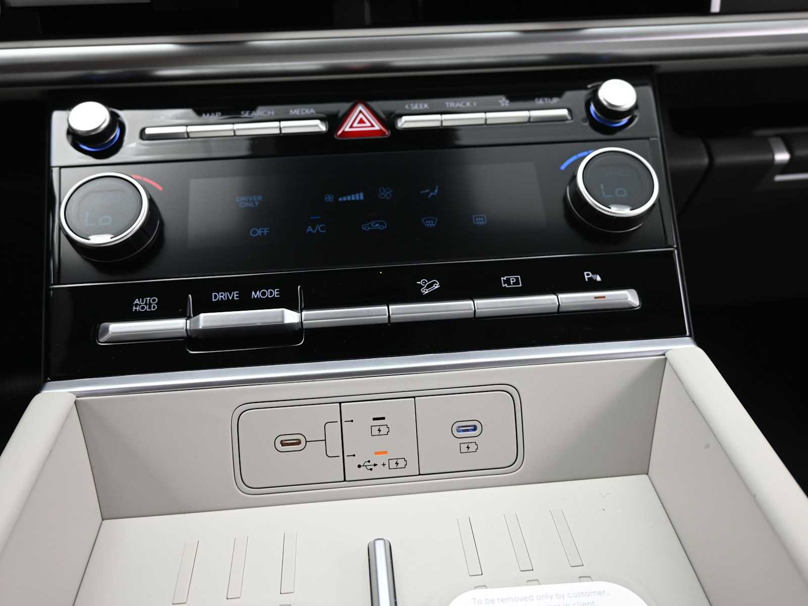 New 2026 Hyundai Santa Fe SE image 18