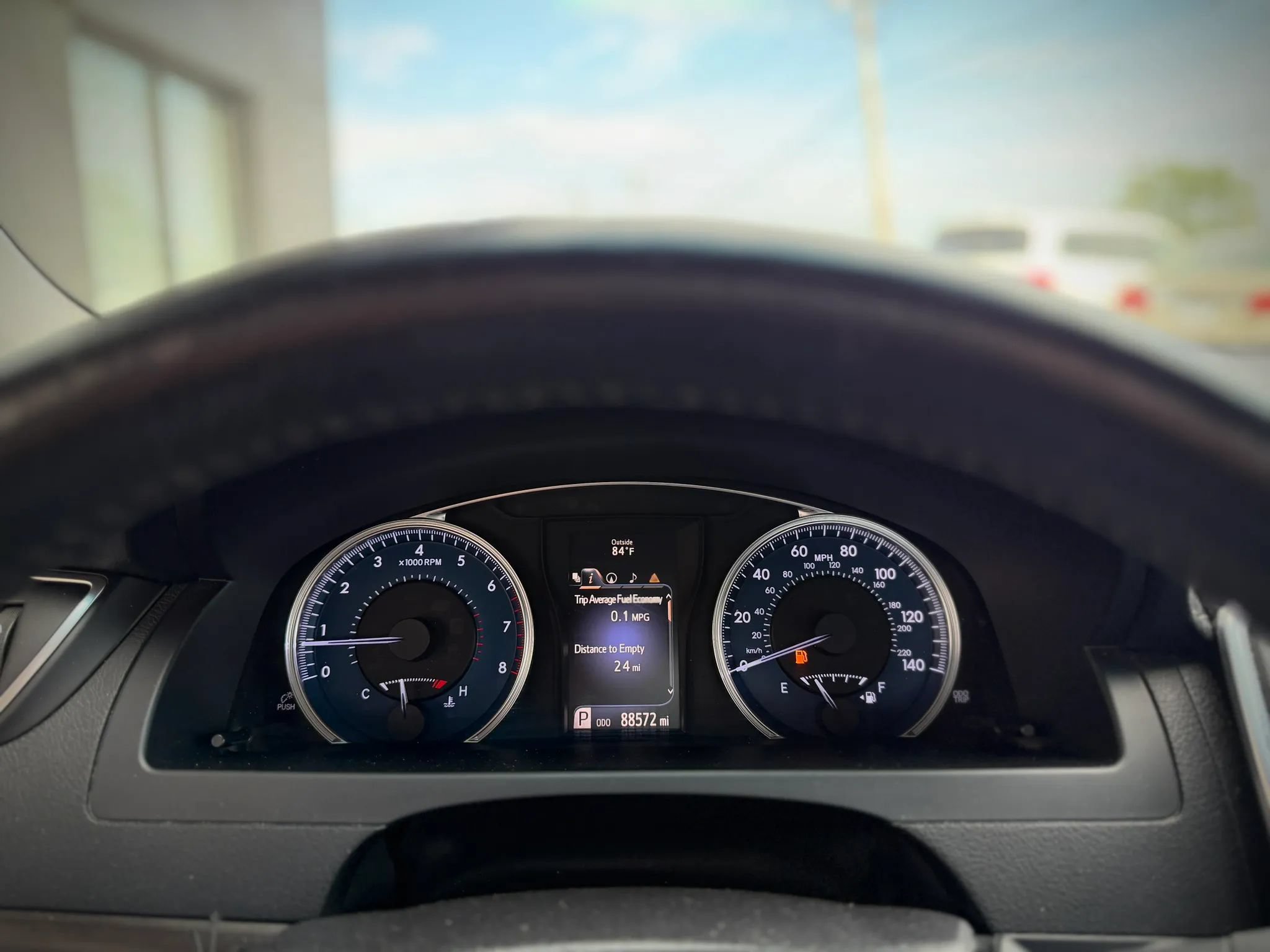 Used 2015 Toyota Camry XLE FWD image 12