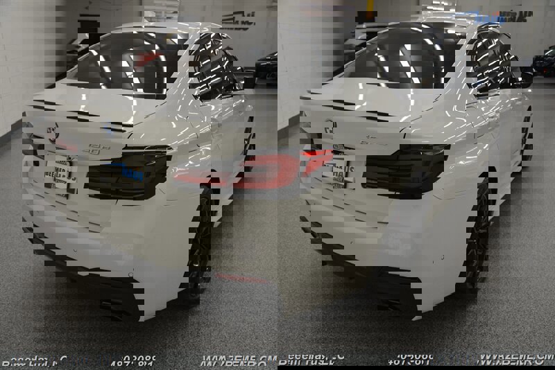 Used 2023 BMW 530e w/ M Sport Package image 8